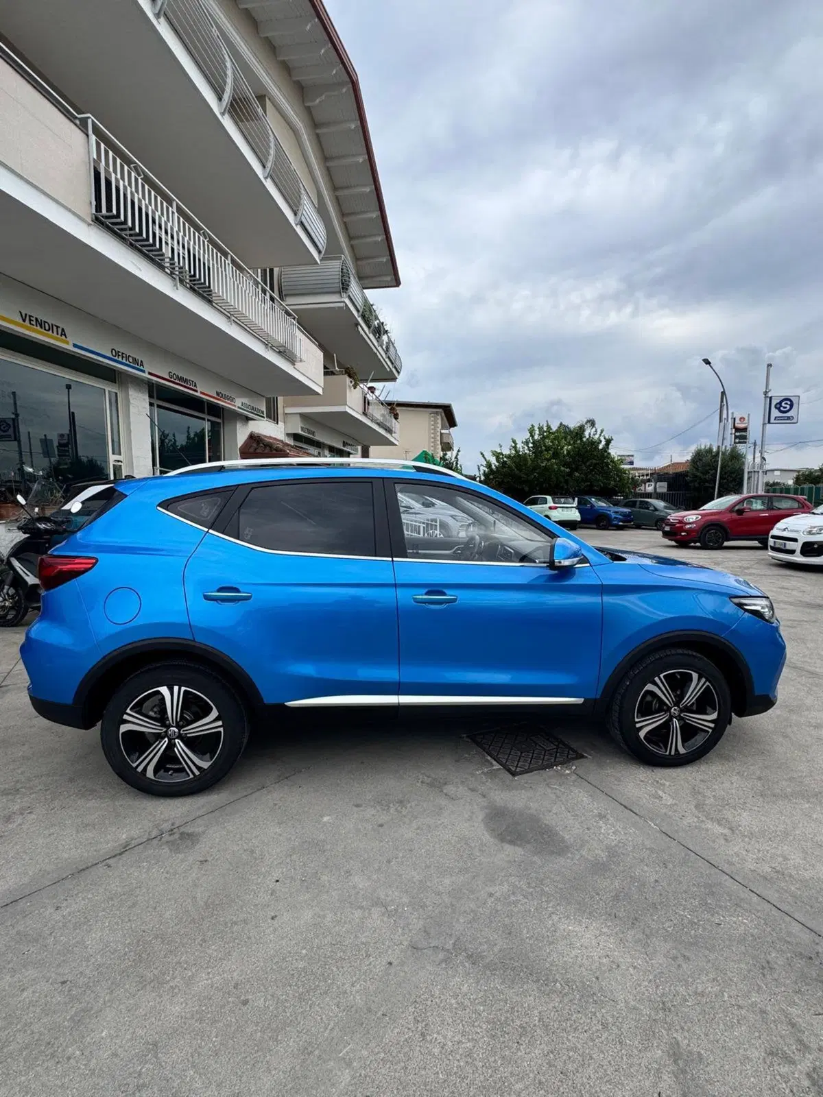 Mg ZS usata a Caserta (7)