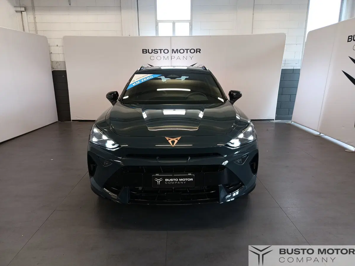 Cupra Formentor nuova a Varese (2)