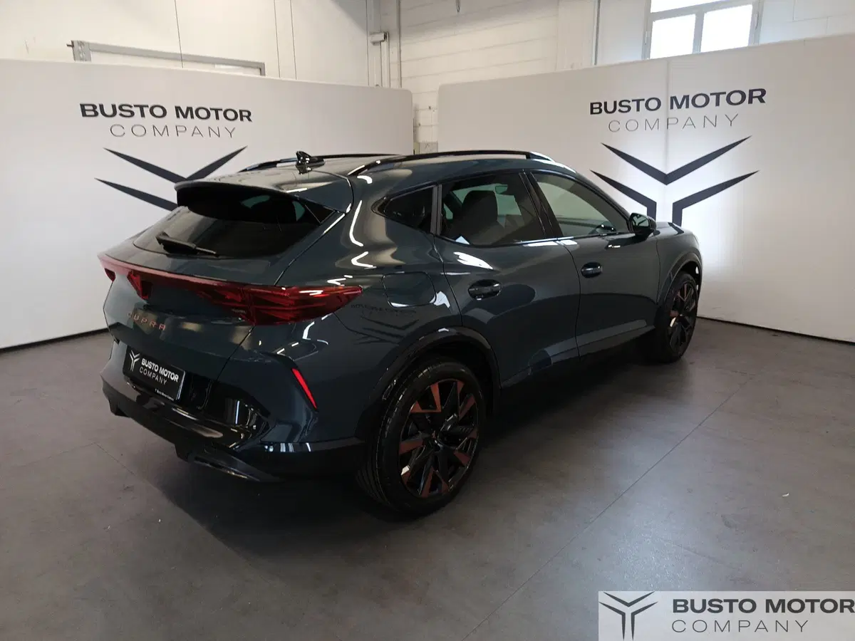 Cupra Formentor nuova a Varese (4)