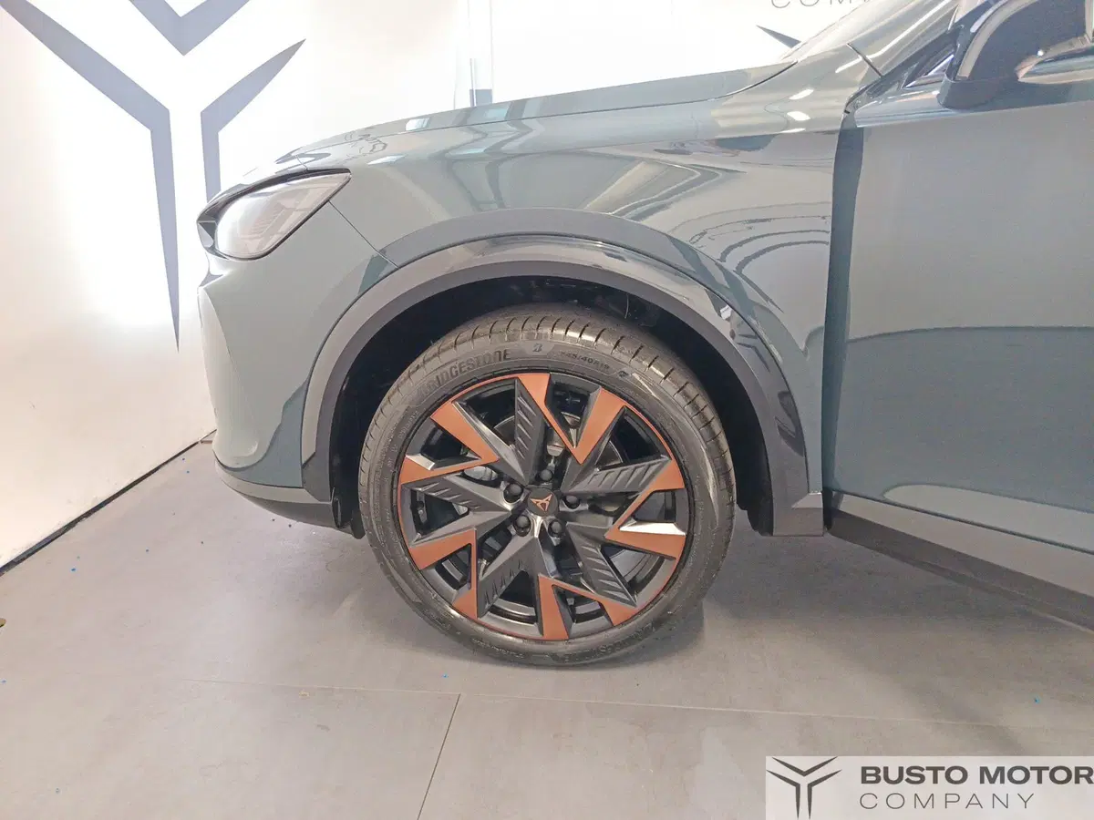 Cupra Formentor nuova a Varese (7)