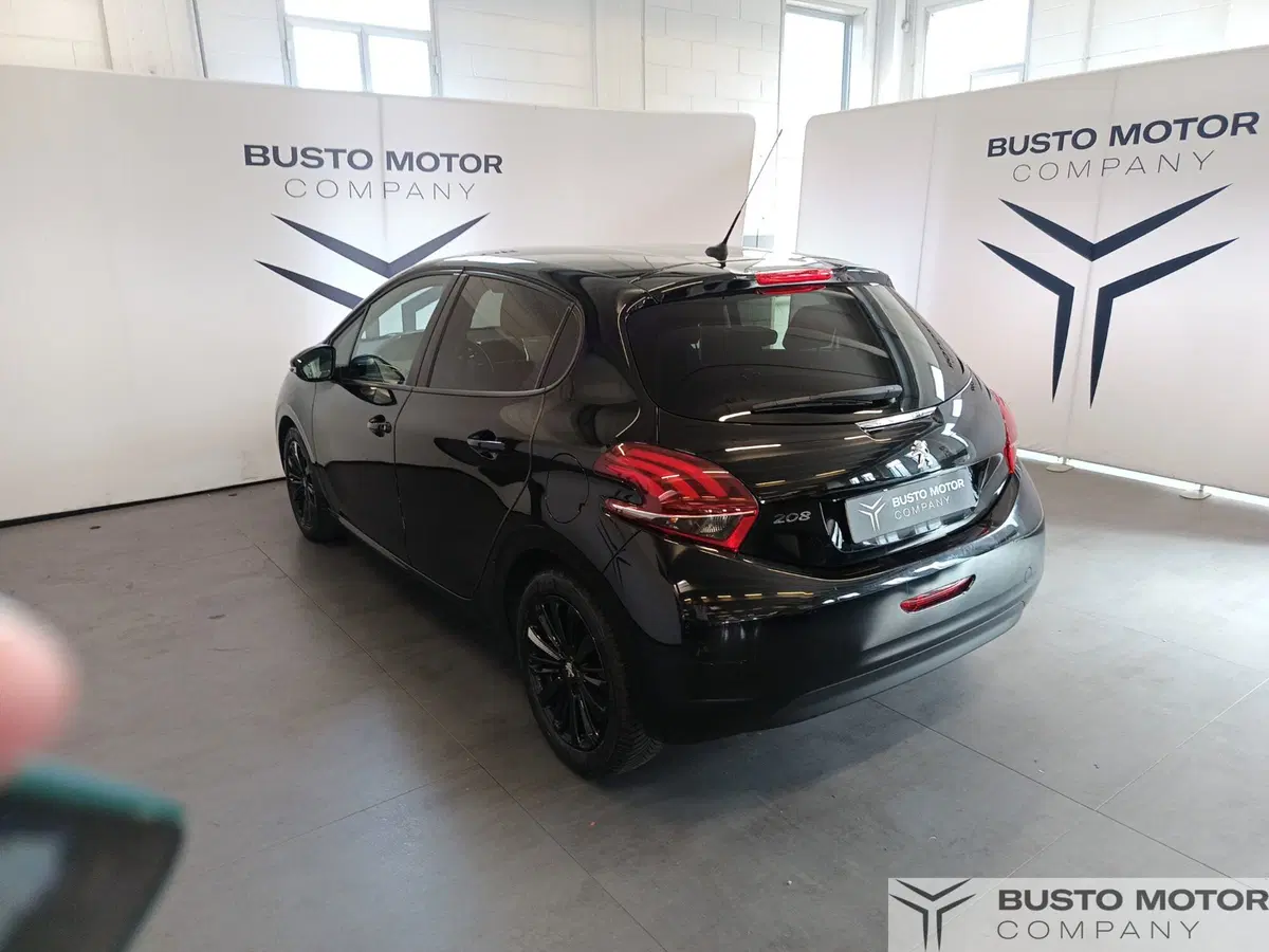 Peugeot 208 usata a Varese (6)