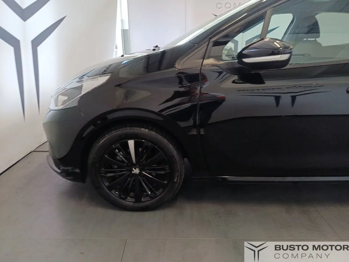 Peugeot 208 usata a Varese (7)
