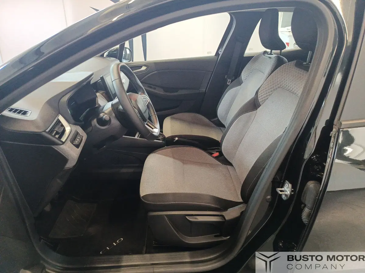 Renault Clio usata a Varese (8)