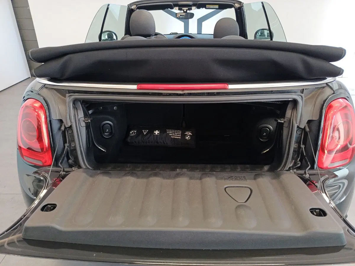 MINI Mini Cabrio usata a Varese (7)