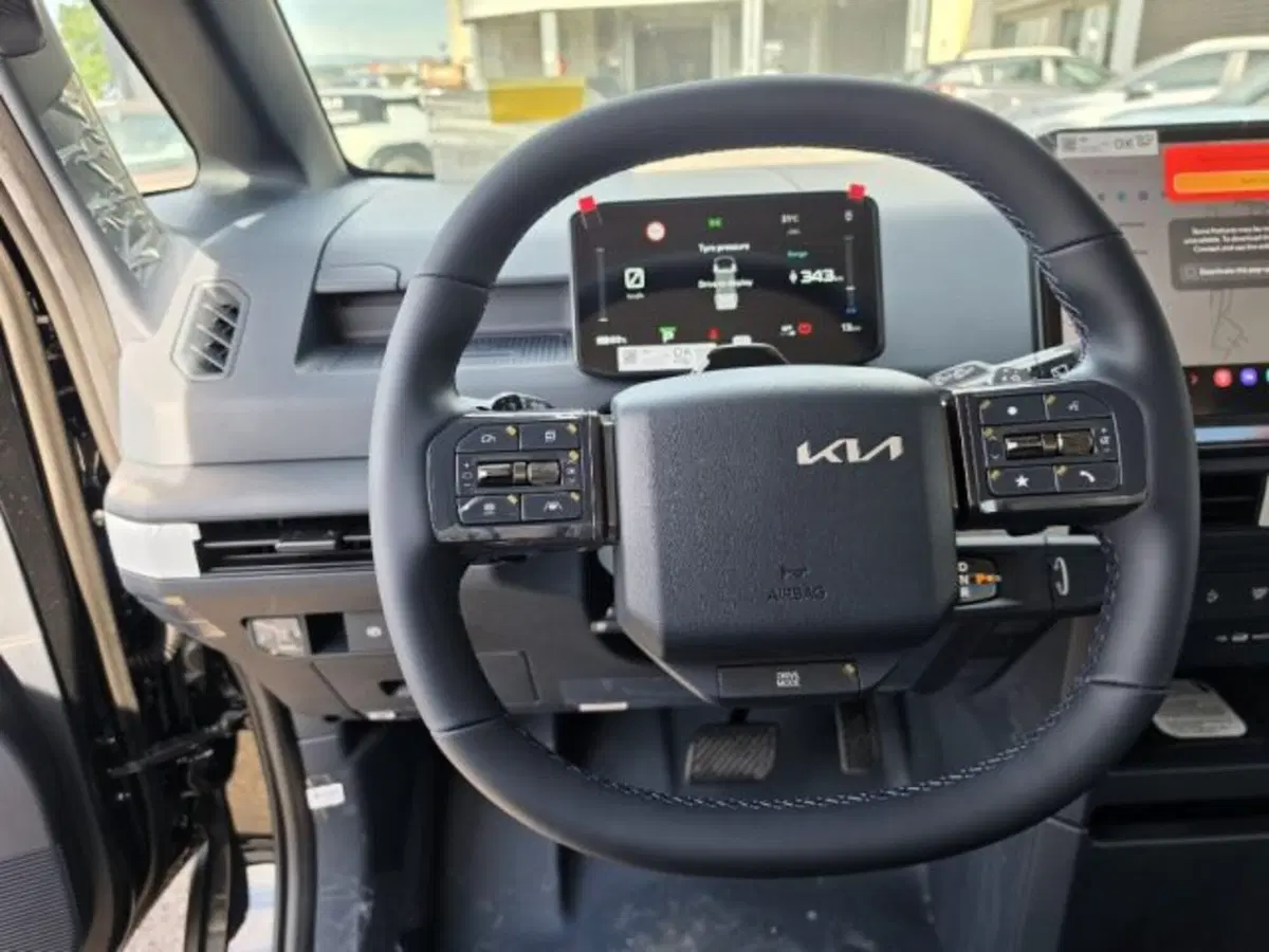 Kia PV5 nuova a Vicenza (10)