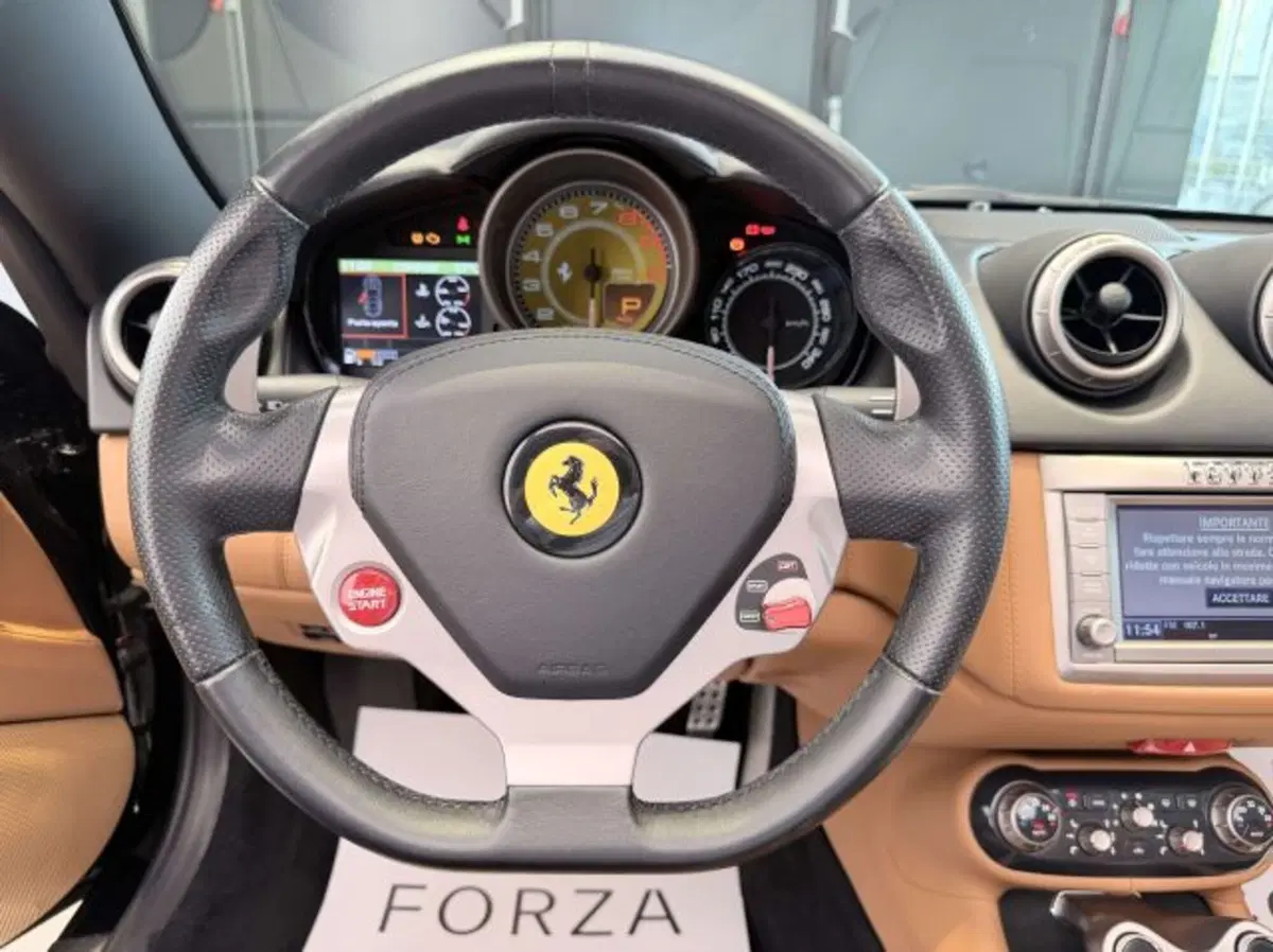 Ferrari California Spider usata a Torino (6)