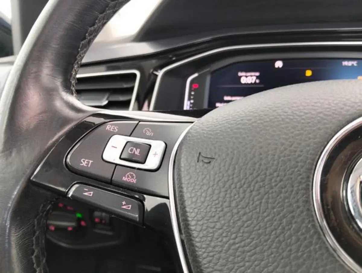 Volkswagen Polo usata a Como (11)