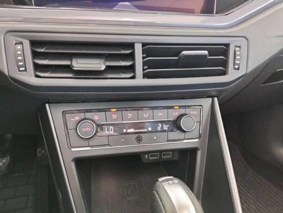Volkswagen Polo usata a Como (15)