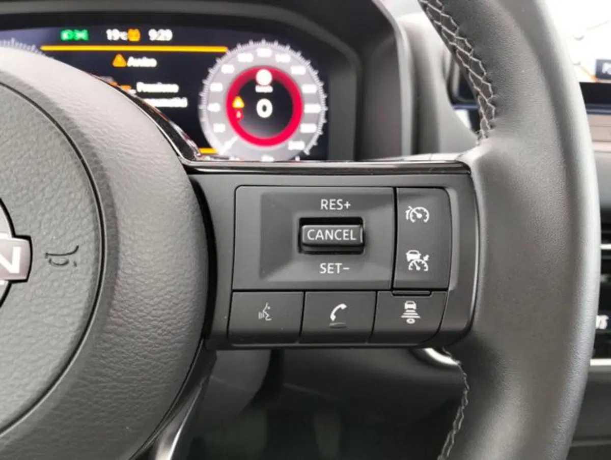 Nissan Qashqai usata a Como (11)
