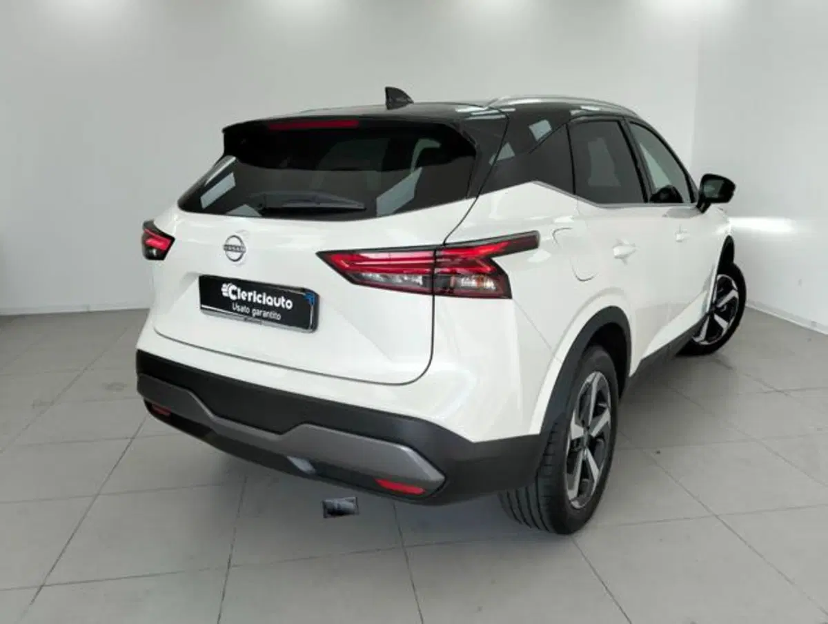Nissan Qashqai usata a Como (2)