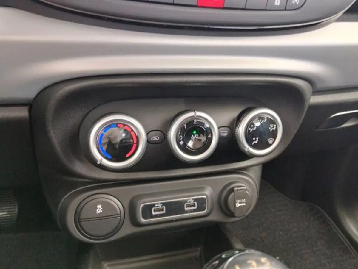 Fiat 500L usata a Como (14)