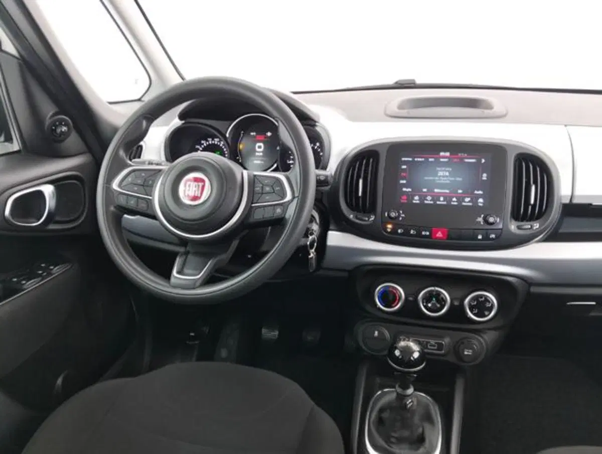 Fiat 500L usata a Como (4)
