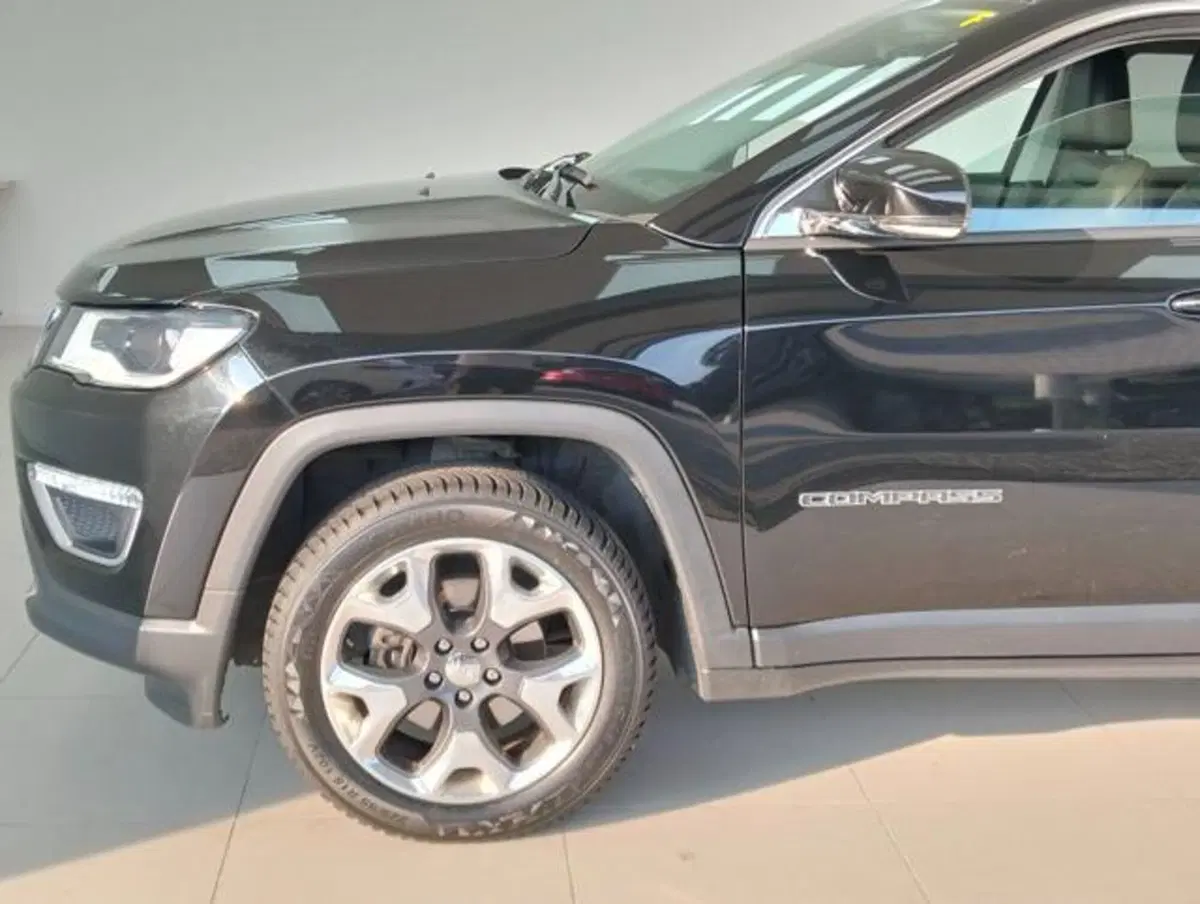 Jeep Compass usata a Como (9)