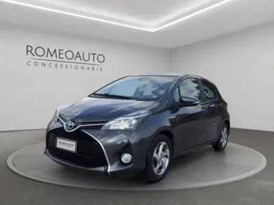 Toyota Yaris 1.5 Hybrid 5 porte Energy del 2016 usata a Gubbio