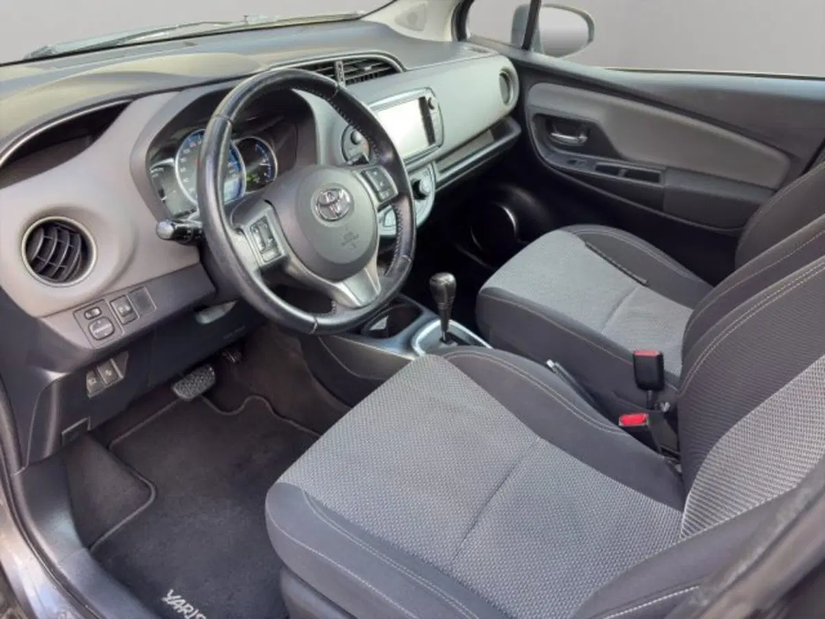 Toyota Yaris usata a Perugia (10)