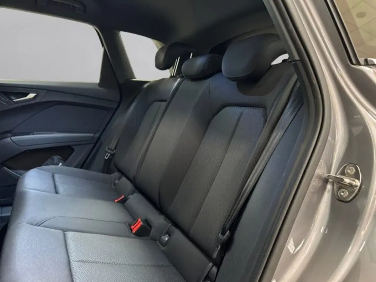 Audi Q4 usata a Vicenza (12)