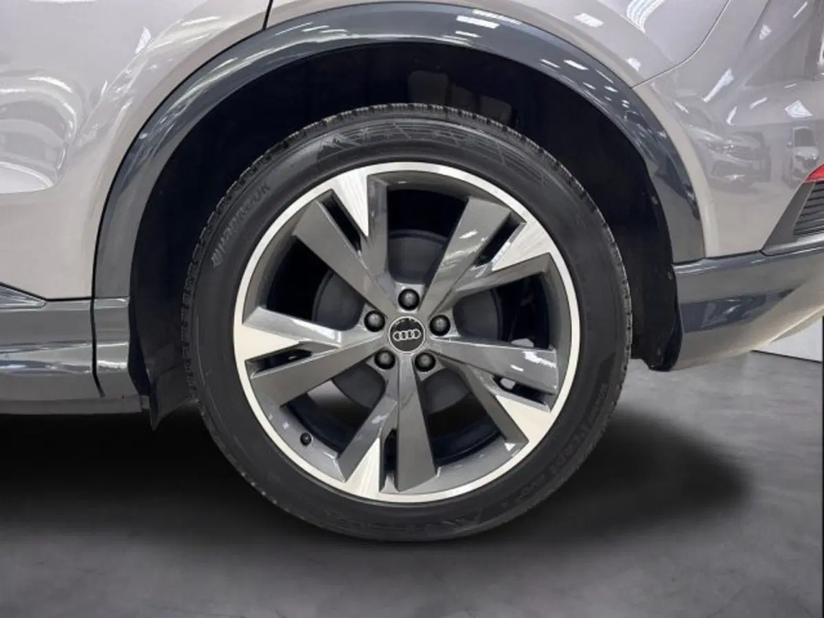 Audi Q4 usata a Vicenza (18)