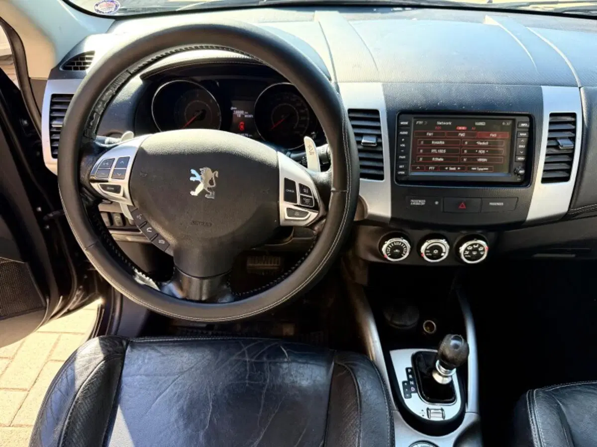Peugeot 4007 usata a Firenze (6)