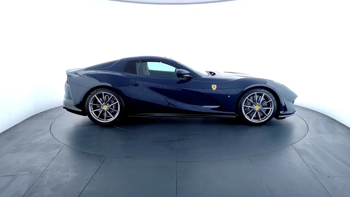 Ferrari 812 Spider usata a Perugia (4)