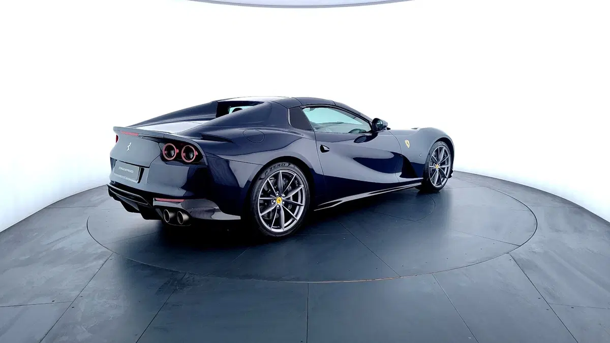 Ferrari 812 Spider usata a Perugia (5)