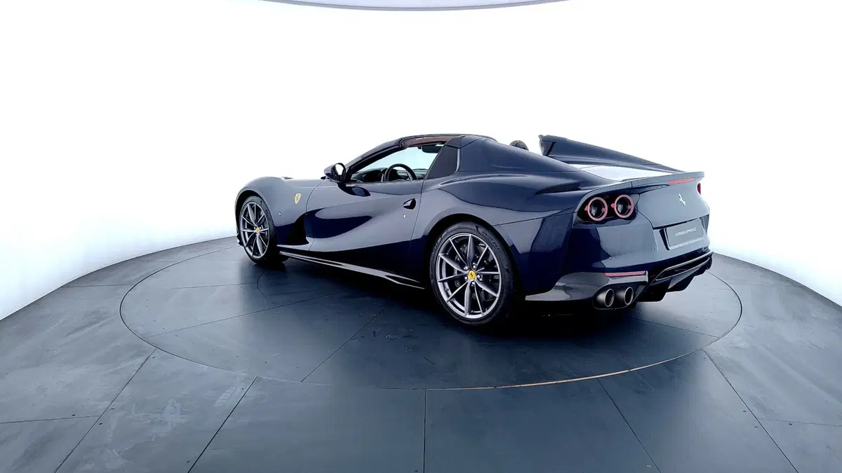 Ferrari 812 Spider usata a Perugia (7)