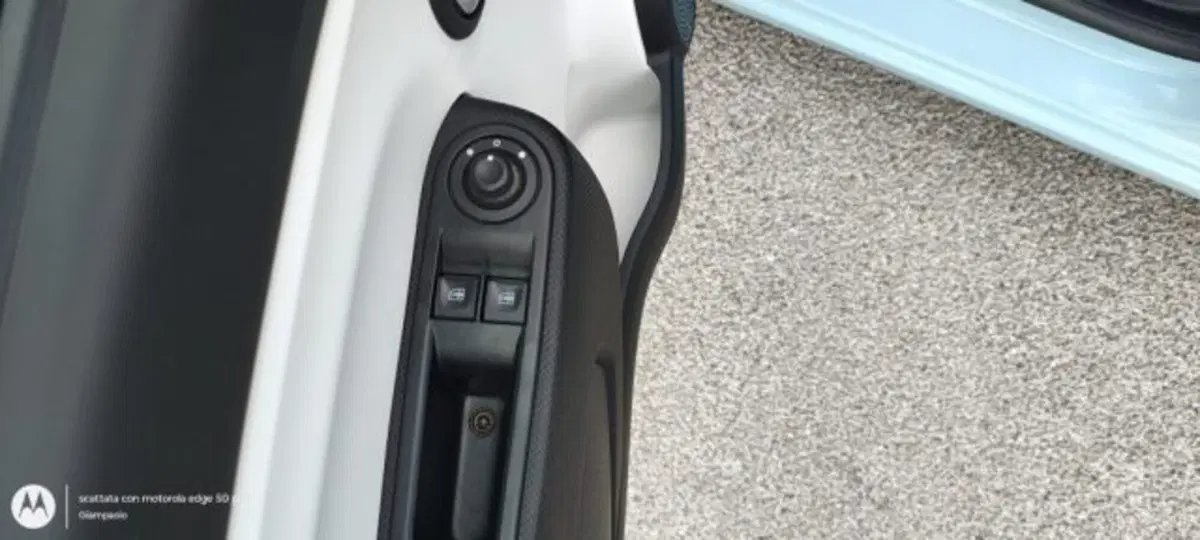 Renault Twingo usata a Taranto (11)