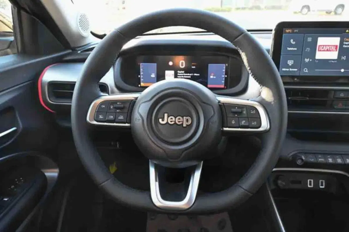 Jeep Avenger nuova a Torino (16)