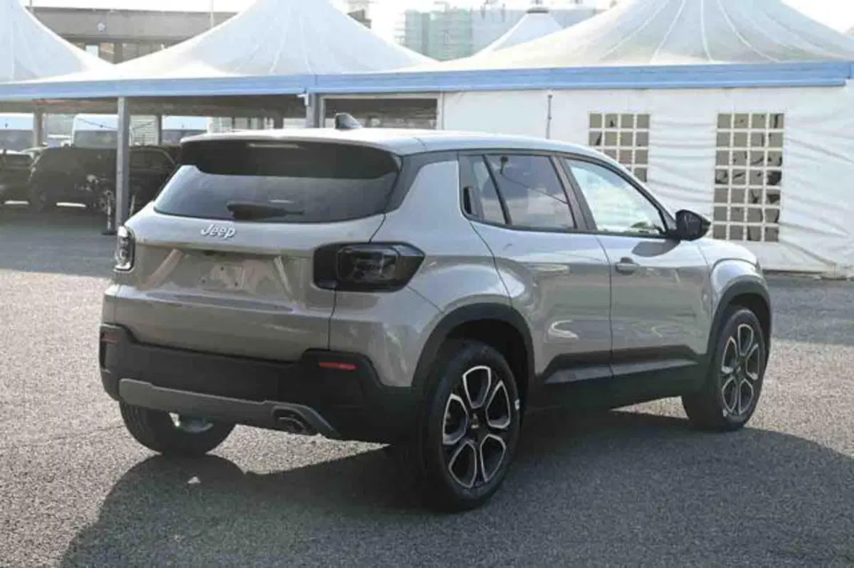 Jeep Avenger nuova a Torino (5)