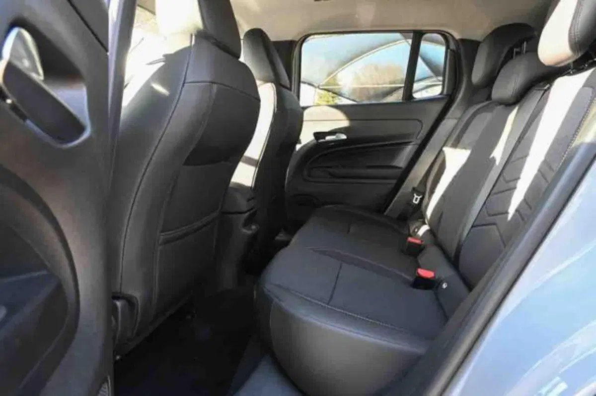 Jeep Avenger nuova a Torino (15)