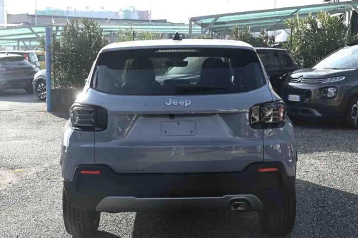 Jeep Avenger nuova a Torino (6)