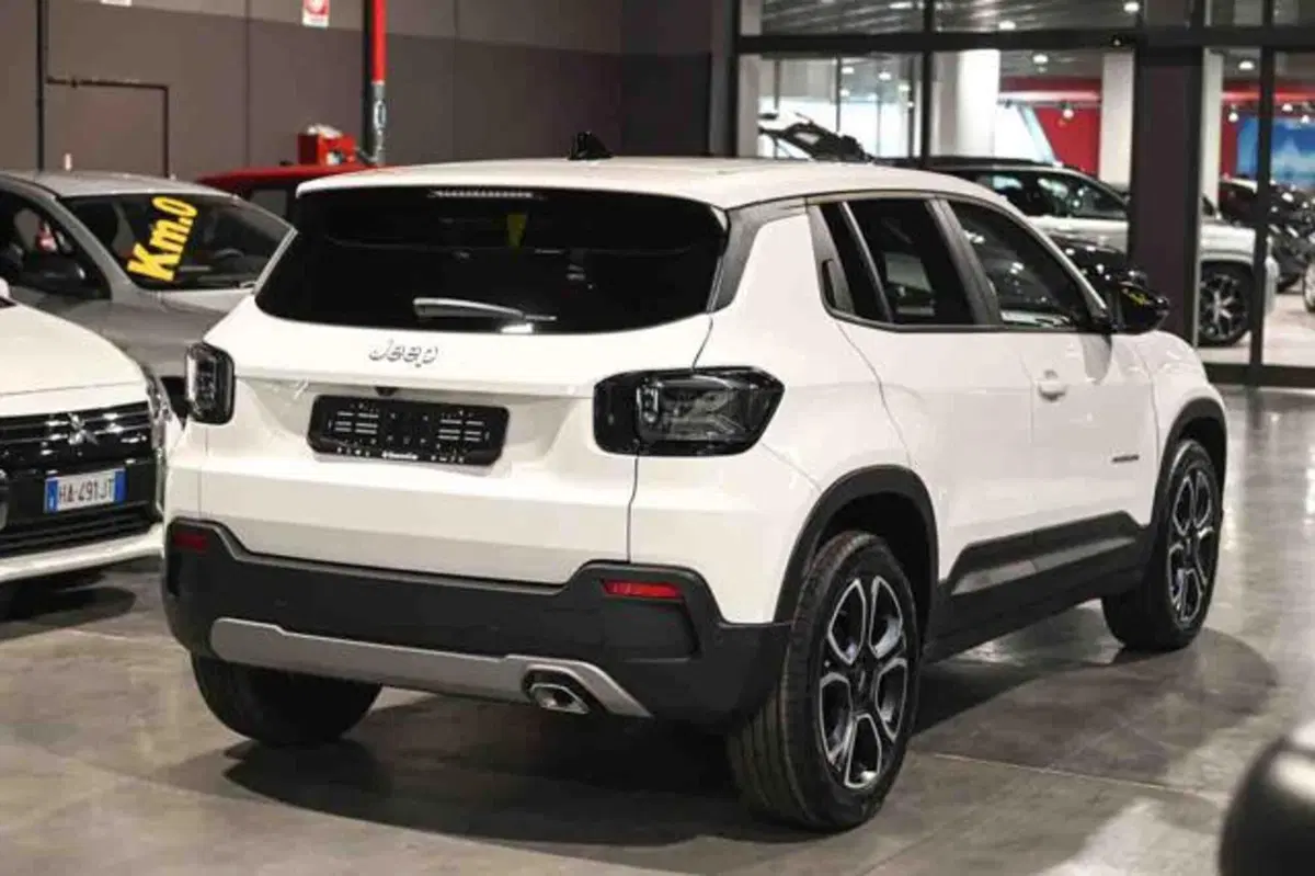 Jeep Avenger nuova a Torino (4)
