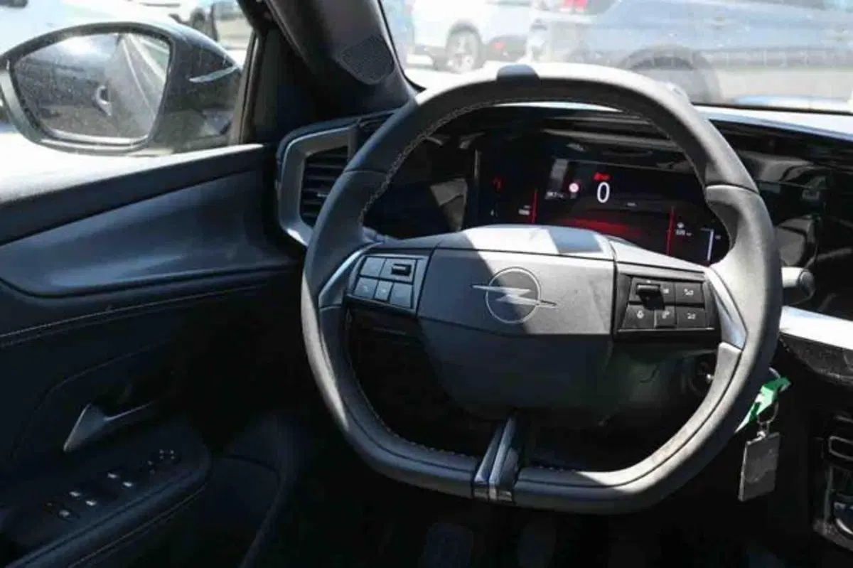 Opel Mokka usata a Torino (12)