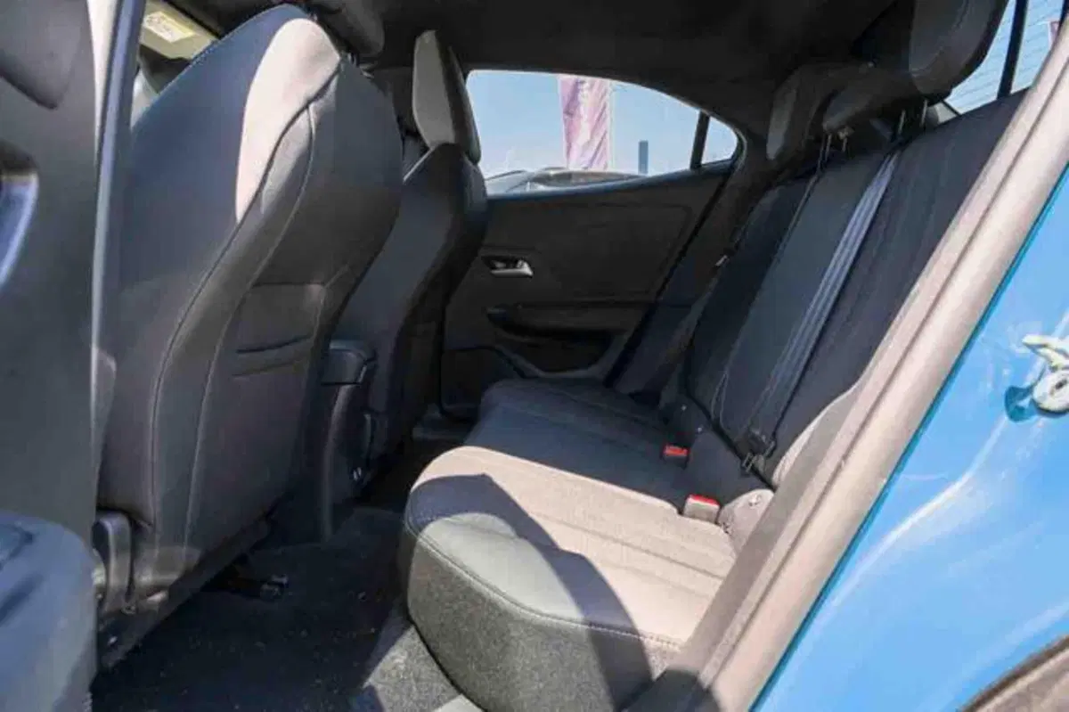 Opel Mokka usata a Torino (11)