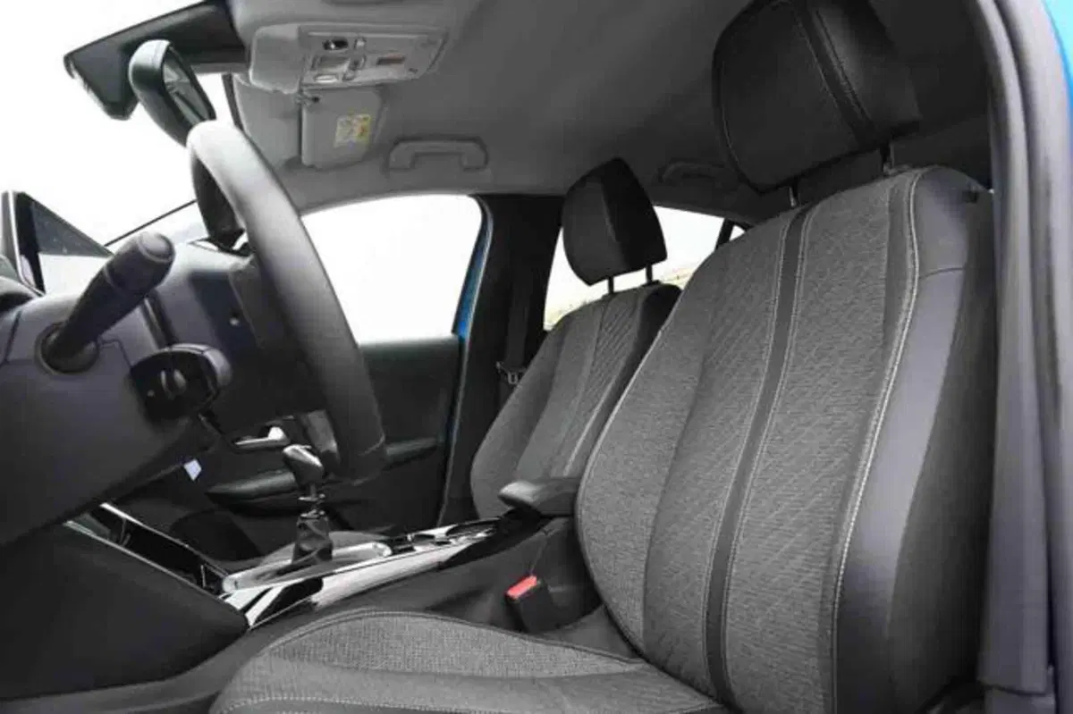 Peugeot 208 usata a Torino (10)