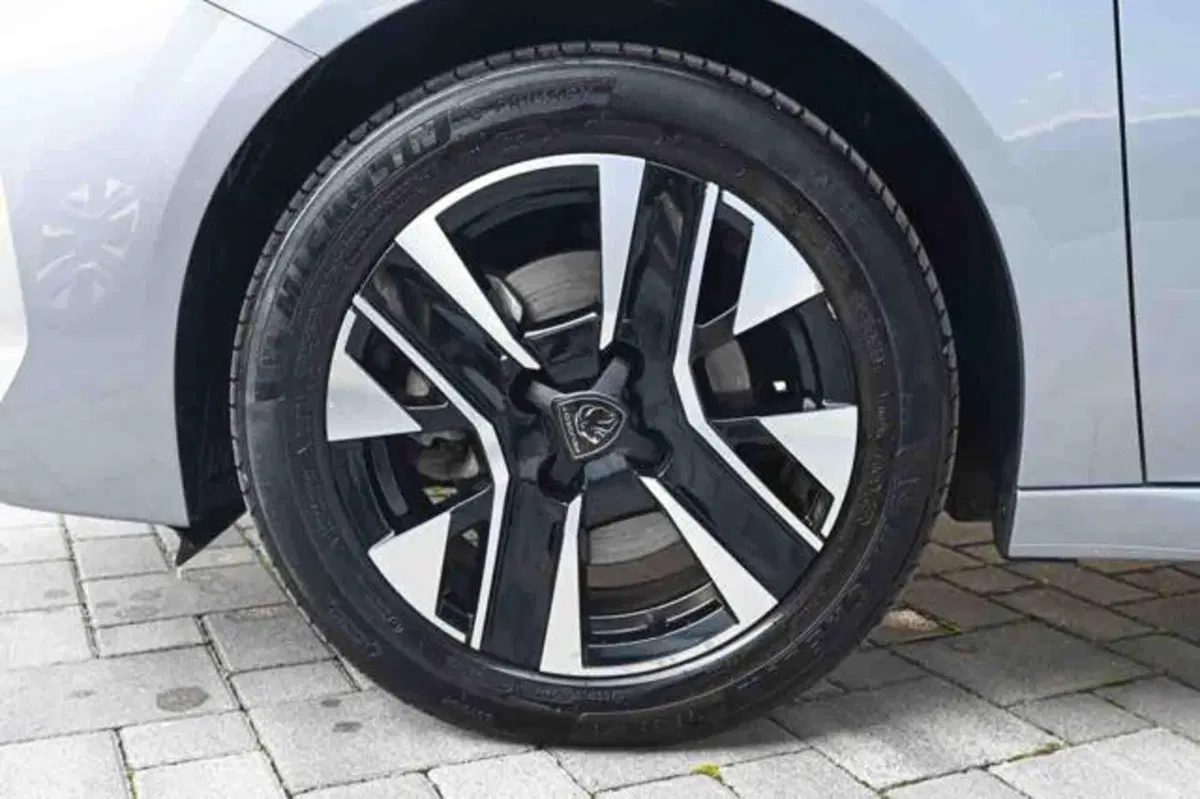 Peugeot 208 usata a Torino (9)