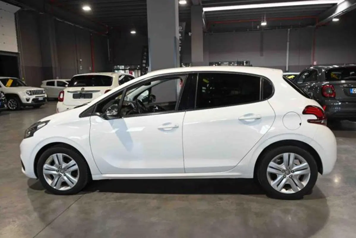 Peugeot 208 usata a Torino (8)
