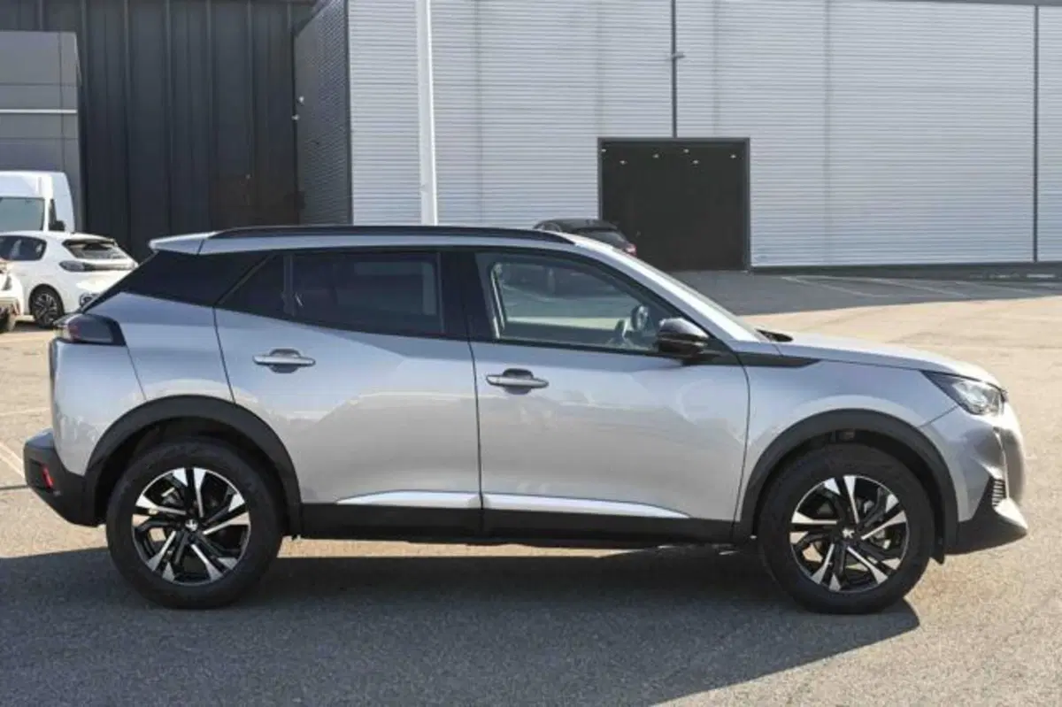 Peugeot 2008 usata a Torino (4)