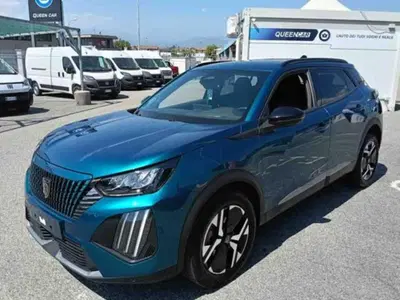 Peugeot 2008 PureTech 100 S&S Allure del 2025 usata a Pianezza