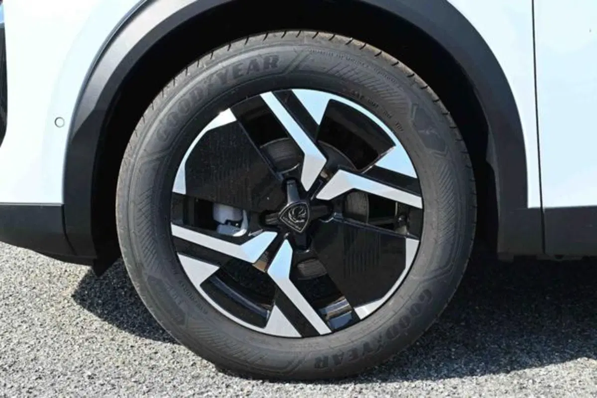 Peugeot 2008 nuova a Torino (10)