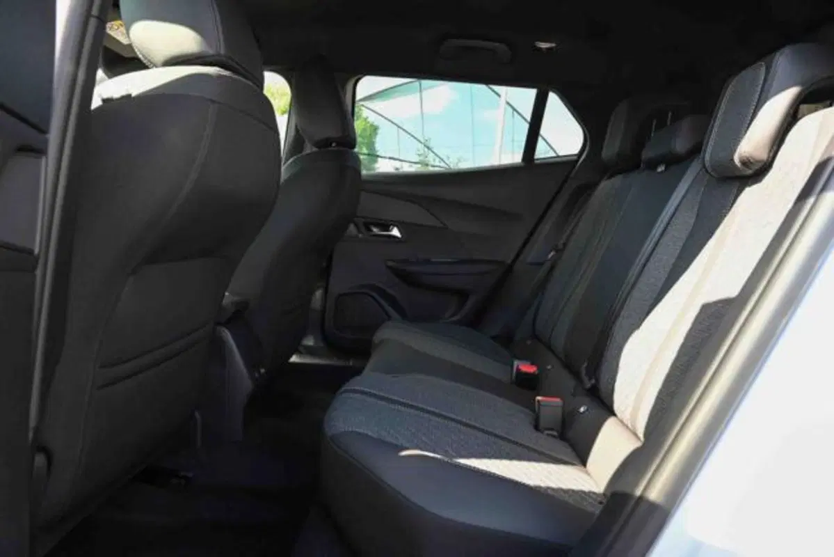Peugeot 2008 nuova a Torino (15)