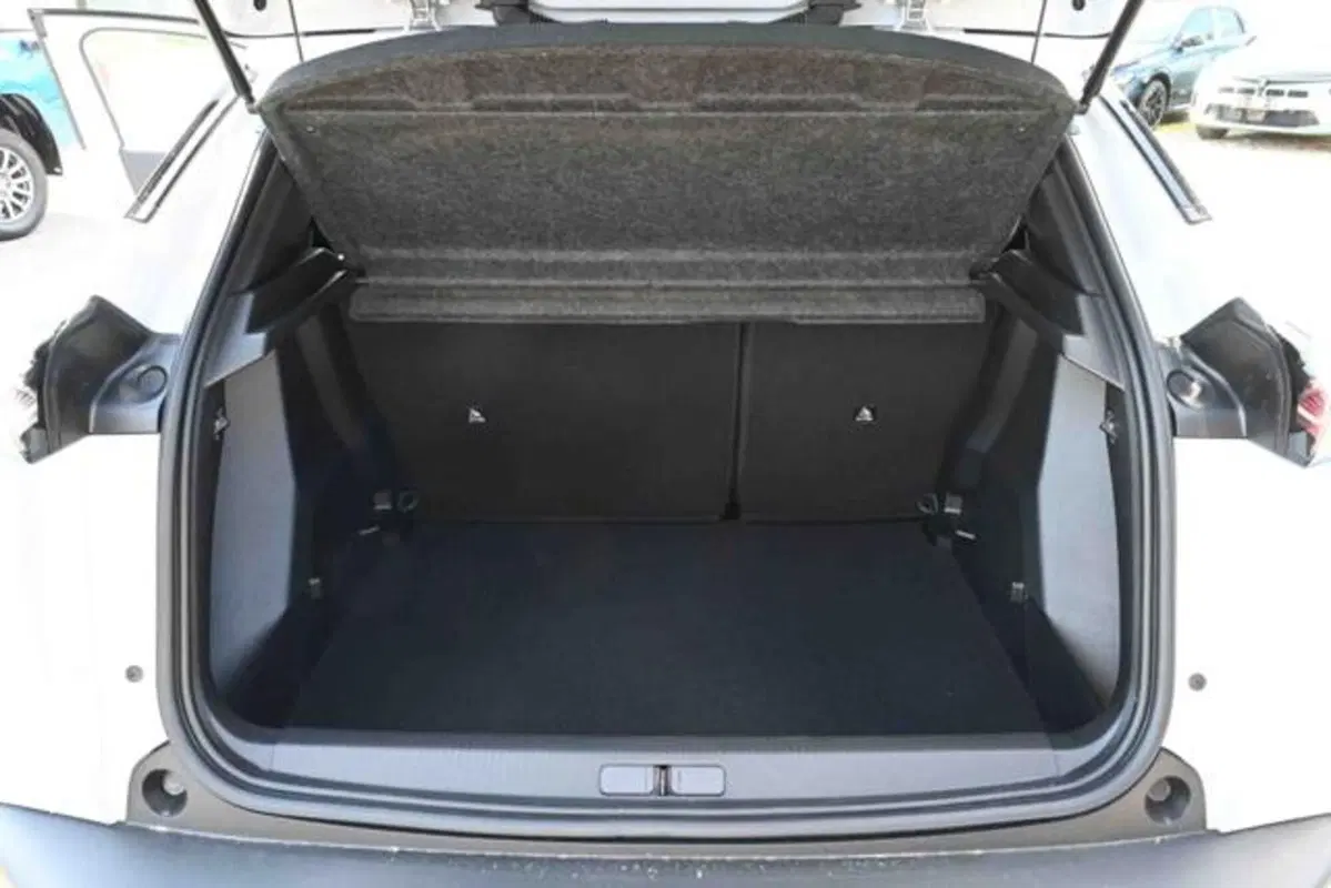Peugeot 2008 nuova a Torino (9)