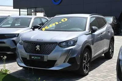 Peugeot 2008 PureTech 100 S&S Allure nuova a Pianezza