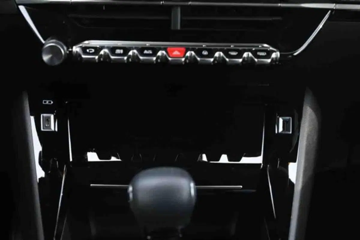 Peugeot 2008 nuova a Torino (15)