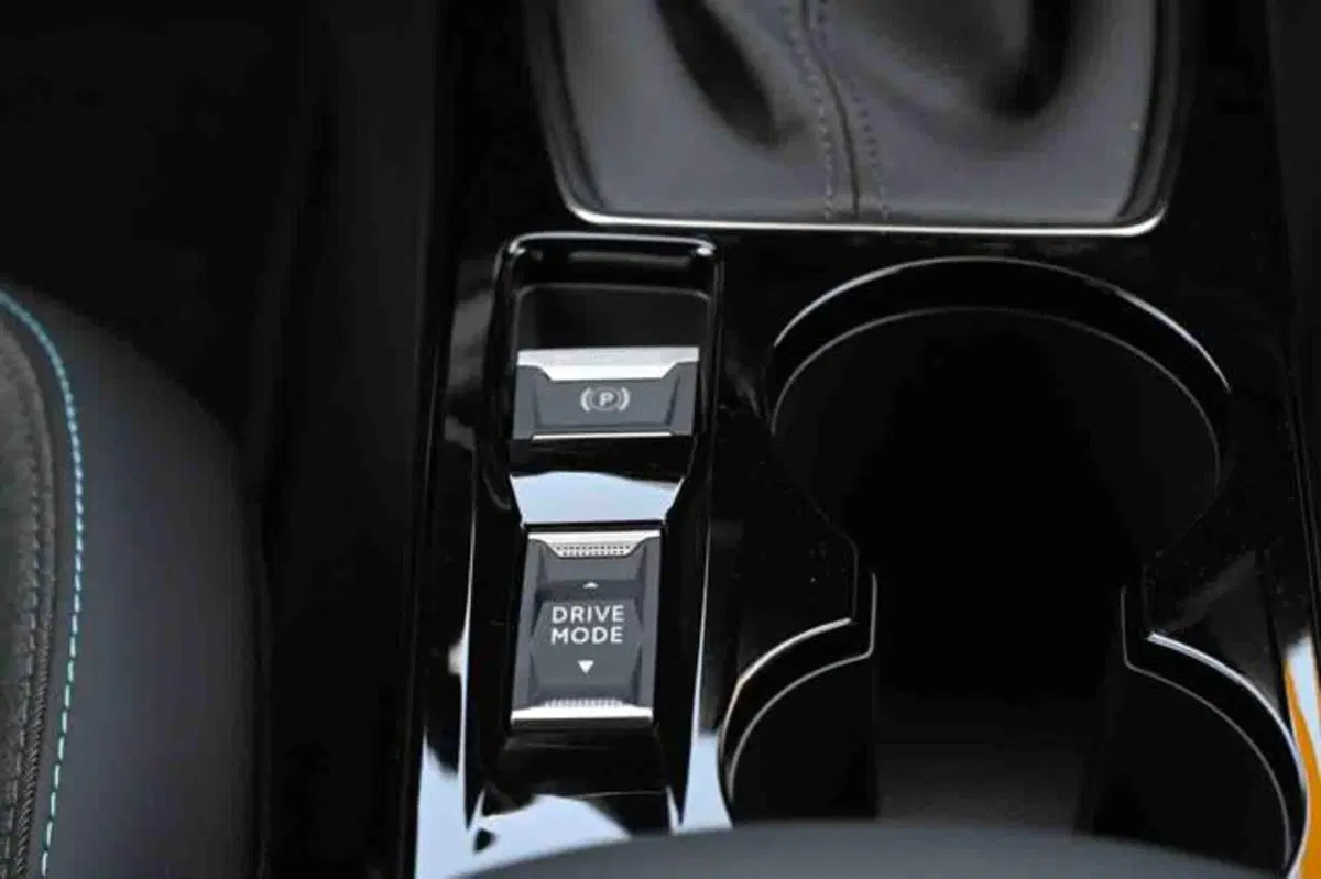 Peugeot 2008 nuova a Torino (16)
