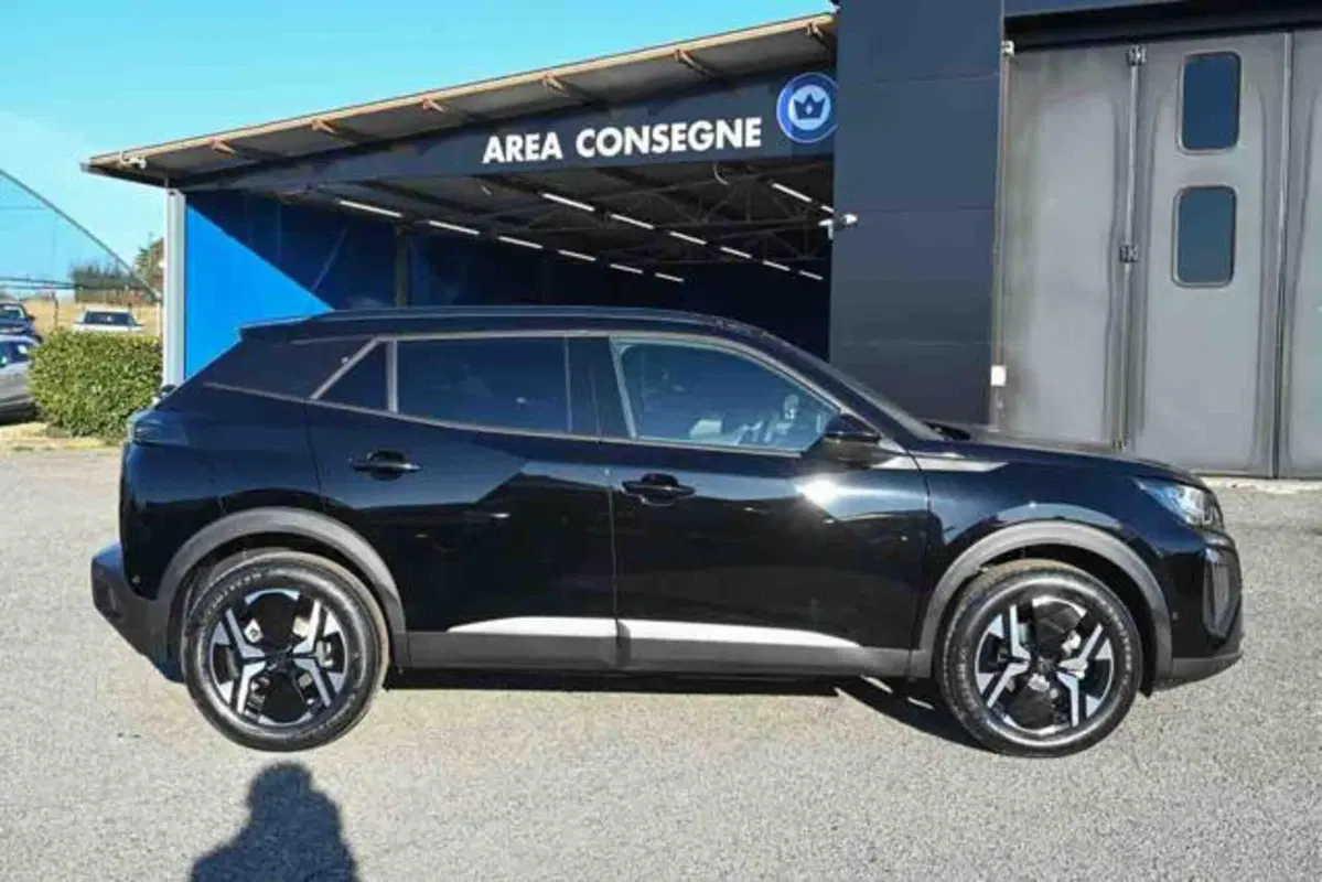 Peugeot 2008 nuova a Torino (17)