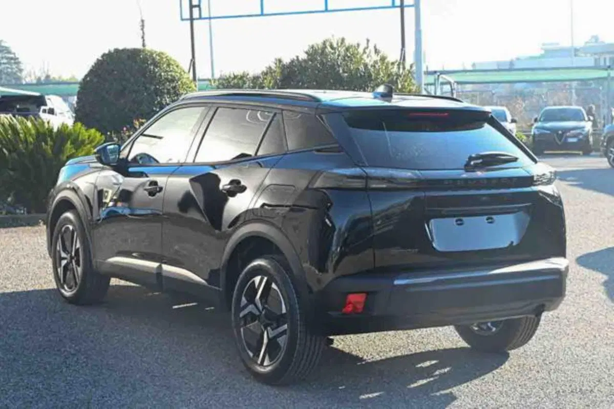 Peugeot 2008 nuova a Torino (4)