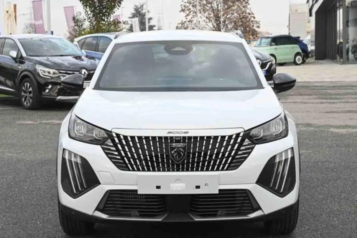 Peugeot 2008 nuova a Torino (16)