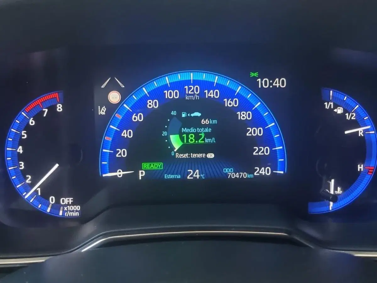 Toyota Corolla Touring Sports usata a Vicenza (9)