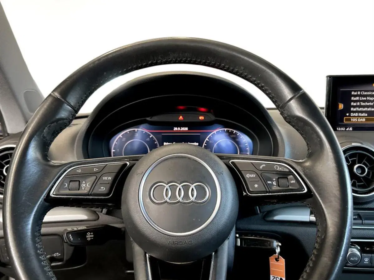 Audi A3 Sportback usata a Piacenza (12)