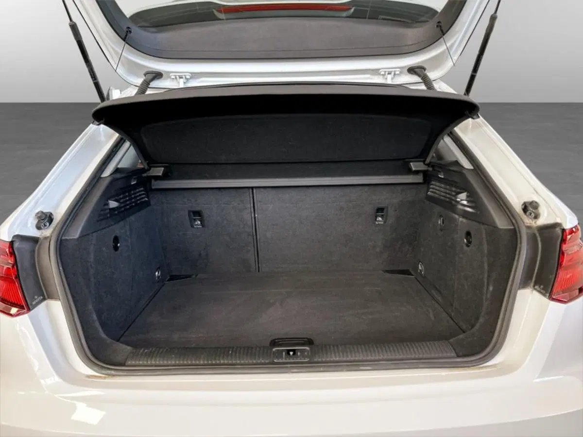 Audi A3 Sportback usata a Piacenza (7)
